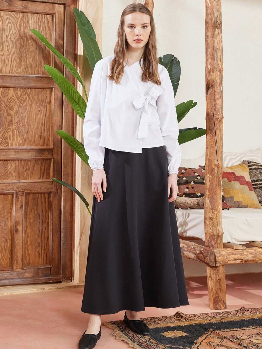 Ceylan Otantik Siyah Krep Kloş Etek