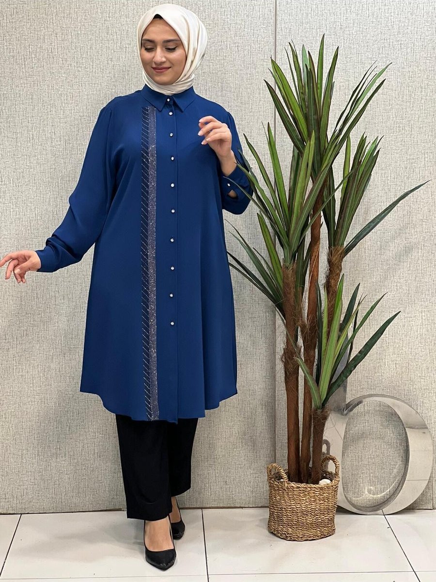 Butik Büyük Beden Sağ Tarafı Taş Yapıştırma Tunik