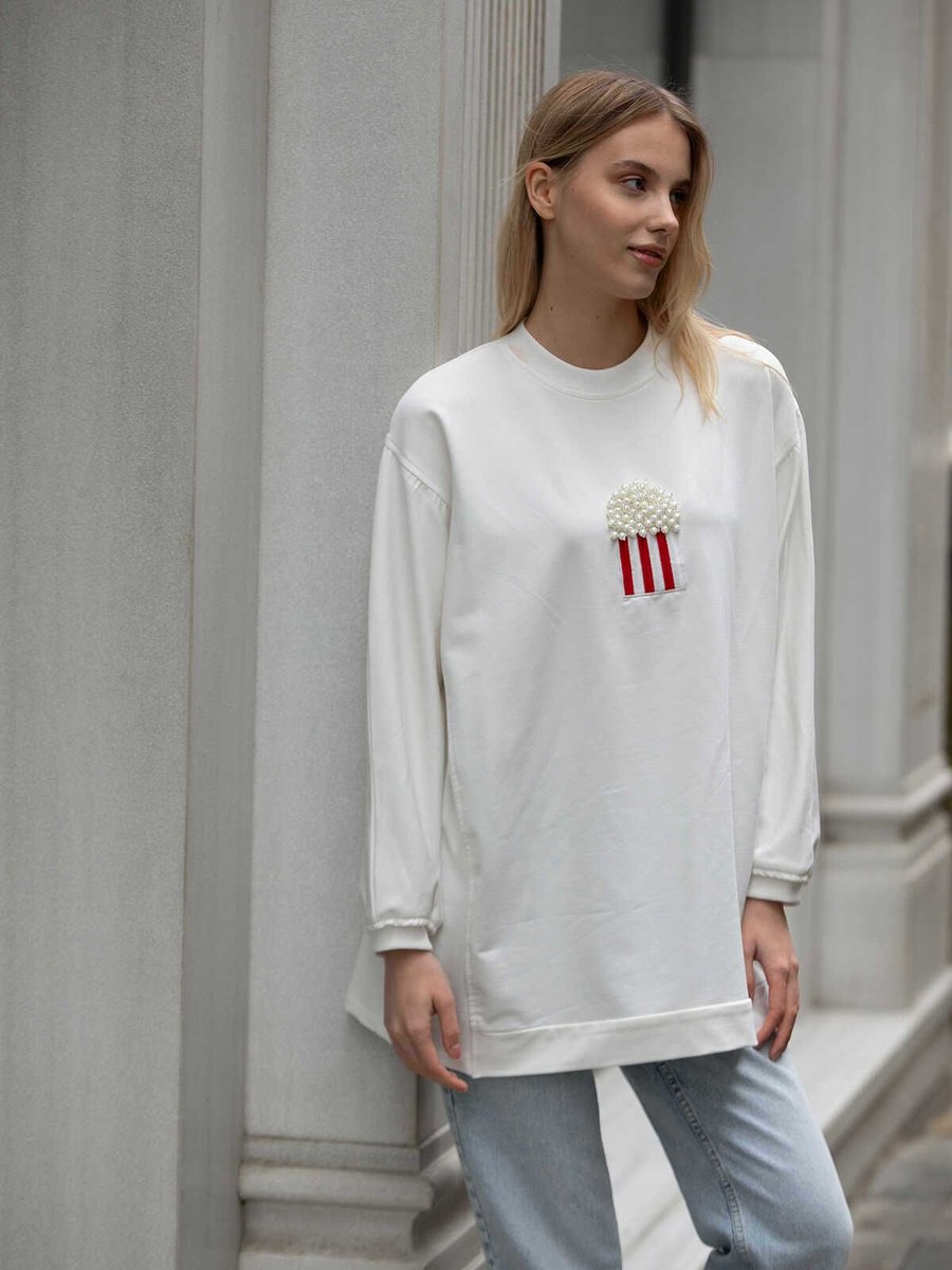 Ekrutex Popcorn Motifli Sweatshırt Ekru