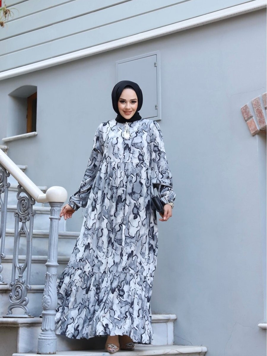 SFG Life Moda Gri Yakası Önde Püskül Ve Kol Ucu Lastikli Dokuma Viskon Kumaş Ebru Desenli Elbise