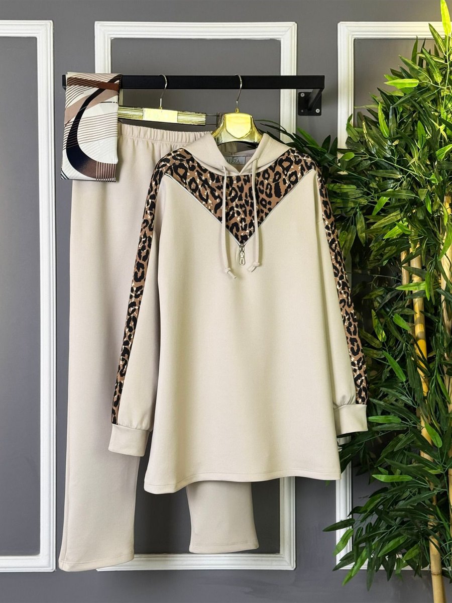 Butik V Detaylı Leopar İkili Takım
