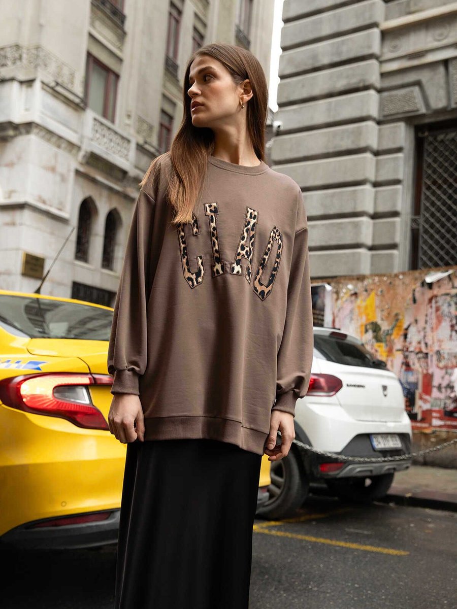 Ekrutex Leopar Aplikeli Sweatshırt Toprak