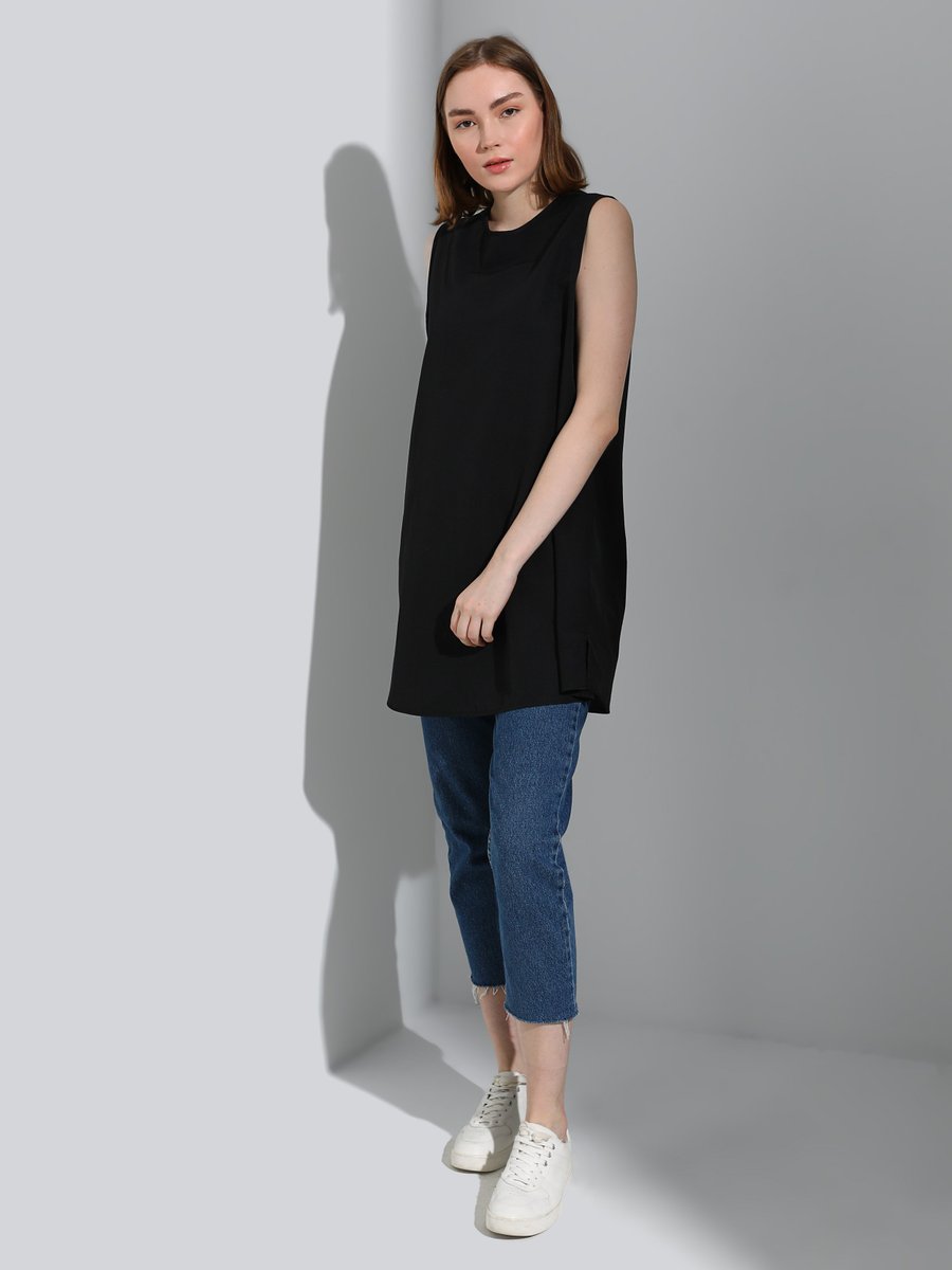 Benin Siyah Poplin Kolsuz Basic Tunik