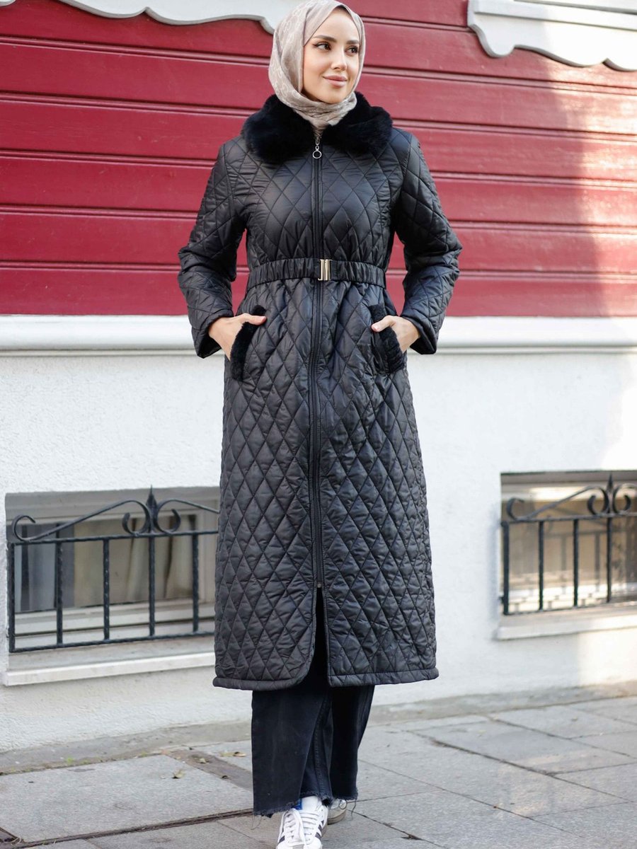 Pamuk Butik Kürk Detaylı Tam Boy Kapitone Mont