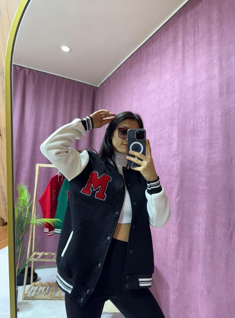 Pelsu Moda Siyah Kolej Ceket