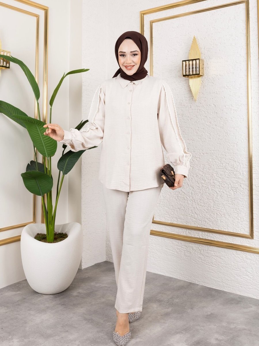 SFG Life Moda Bej Önü Düğmeli Ve Kolları Nakış Detaylı Gömlek İle Pantolonlu İkili Keten Takım
