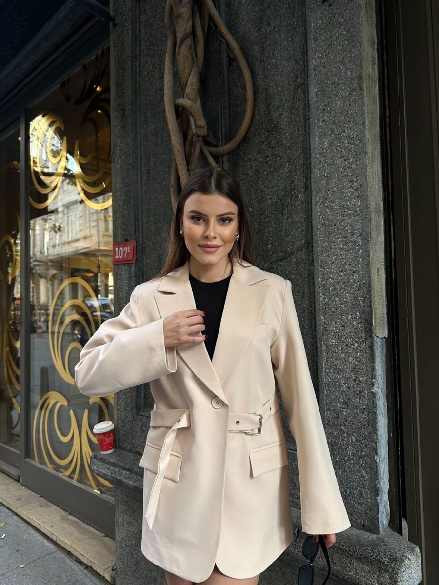 VOLT CLOTHİNG Bej Kemer Detaylı Astarlı Blazer Ceket