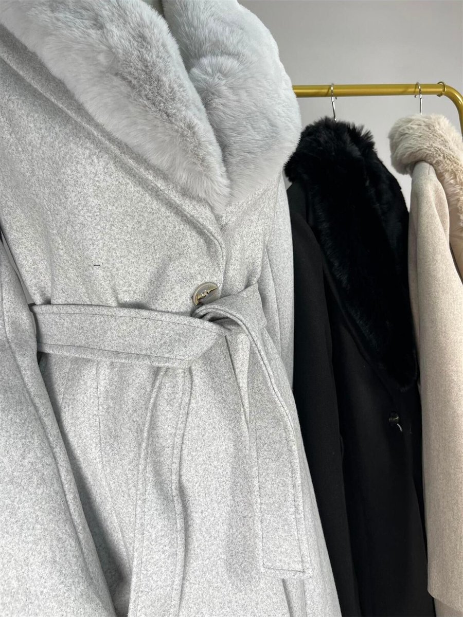Moda Yakası Kürklü Kuşaklı Kaşe Kaban