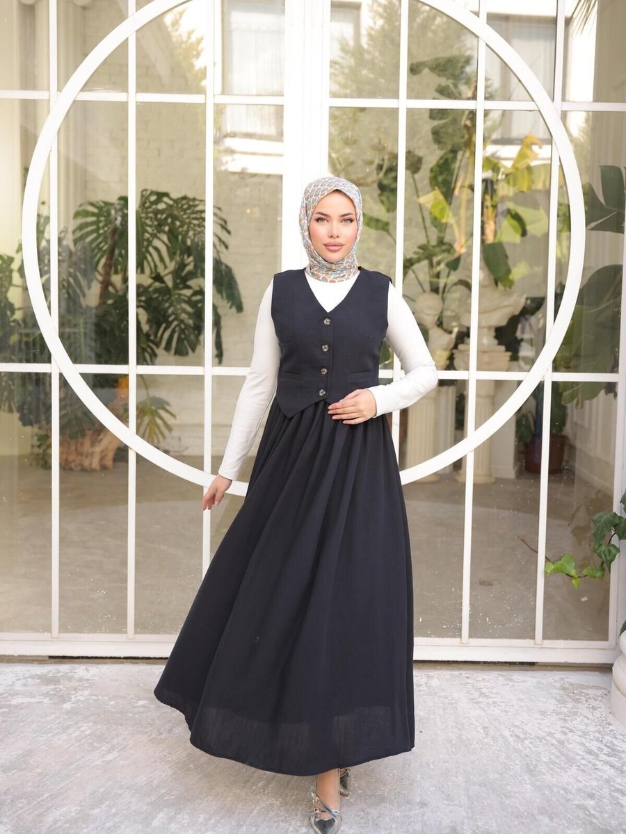 Nergis Neva Butik Siyah Yelekli Etekli Takım
