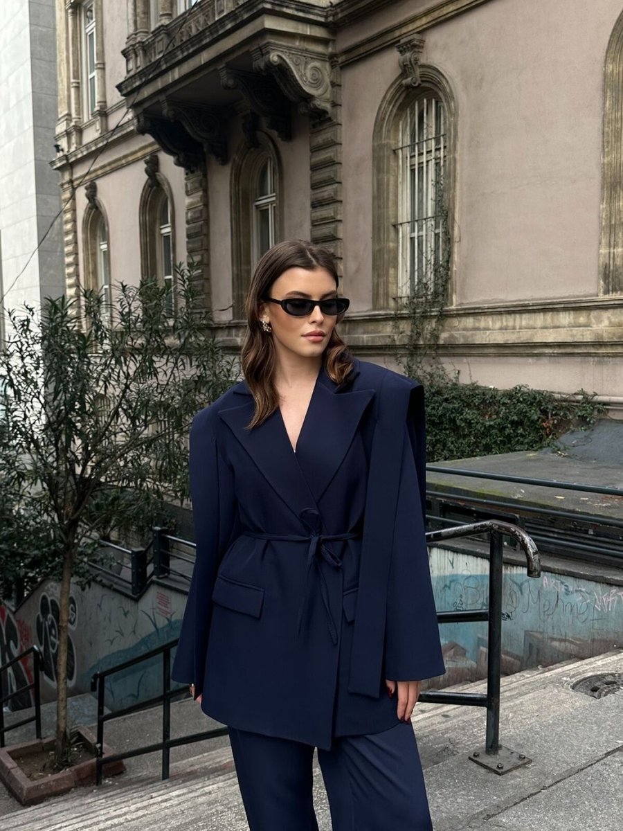 VOLT CLOTHİNG Lacivert İp Bağlamalı Omuz Detaylı Astarlı Blazer Ceket