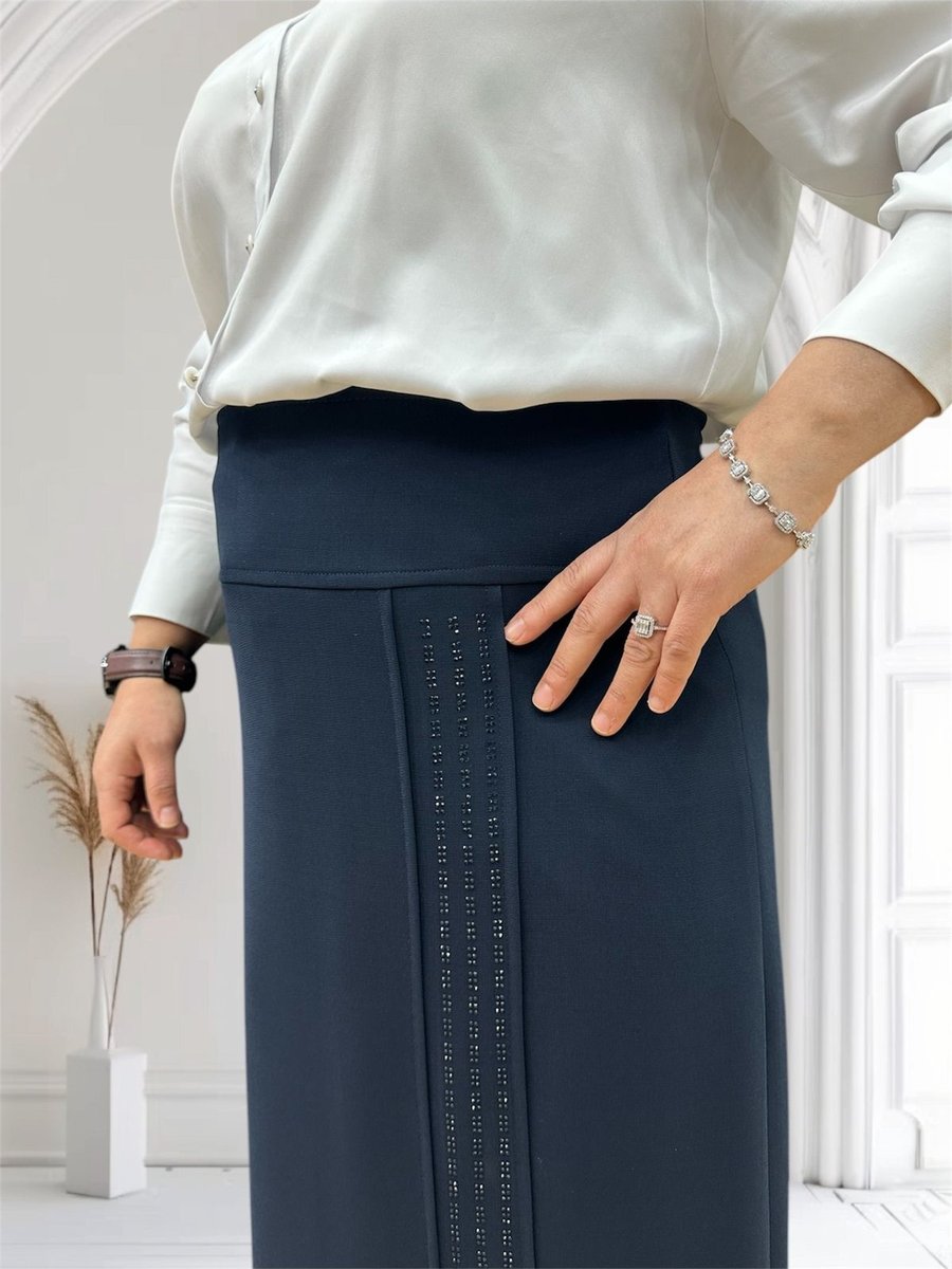Butik Taş Detaylı Pilikaşe Etek