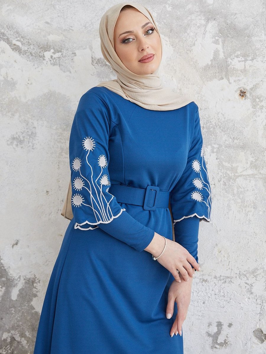 Esre Store Nakış Desen Elbise Mavi