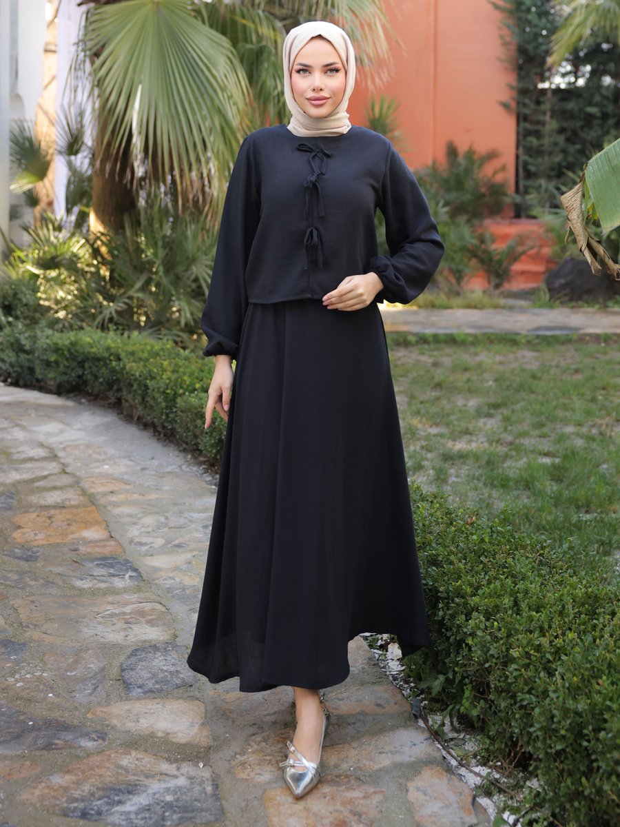Nergis Neva Siyah Fiyonklu Etekli Takım