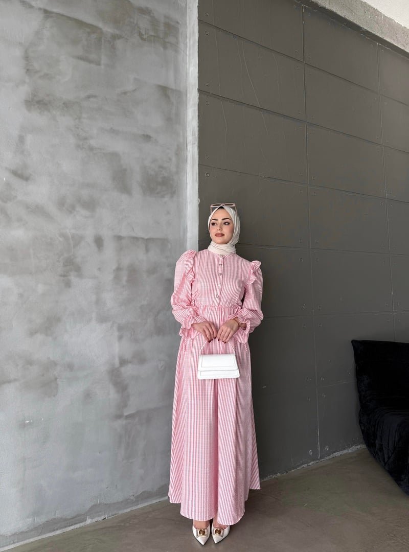 Ensa Tesettür Pembe Gofre Fırfırlı Elbiise
