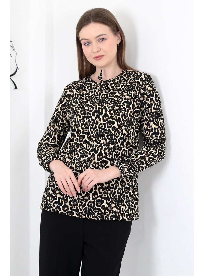 Pelsu Moda Leopar Bej Bağcıklı Yaka Bürümcük