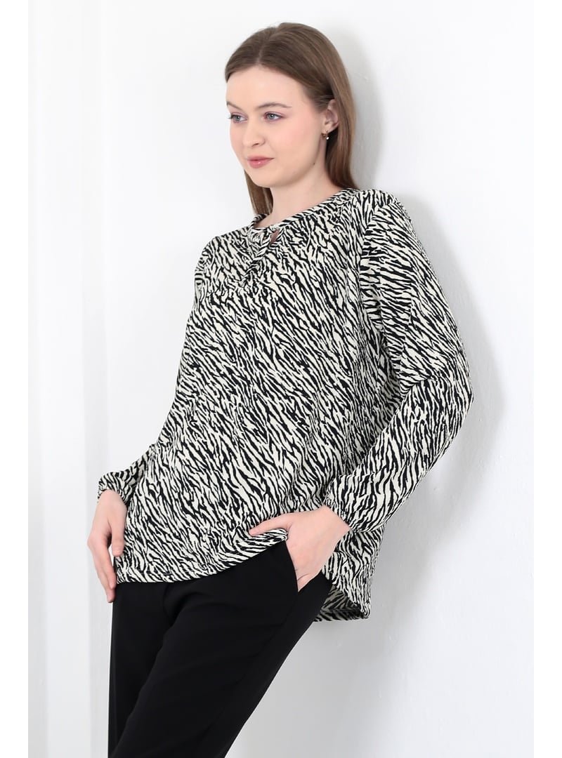 Pelsu Moda Zebra Siyah Bağcıklı Yaka Bürümcük