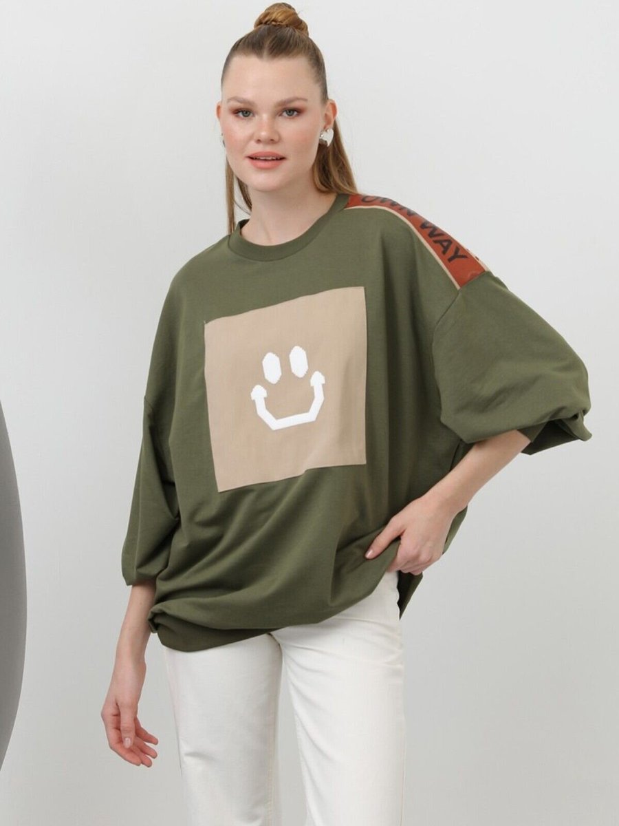 Puane Haki İki İplik Kumaş Smile Baskılı Oversize Sweatshirt
