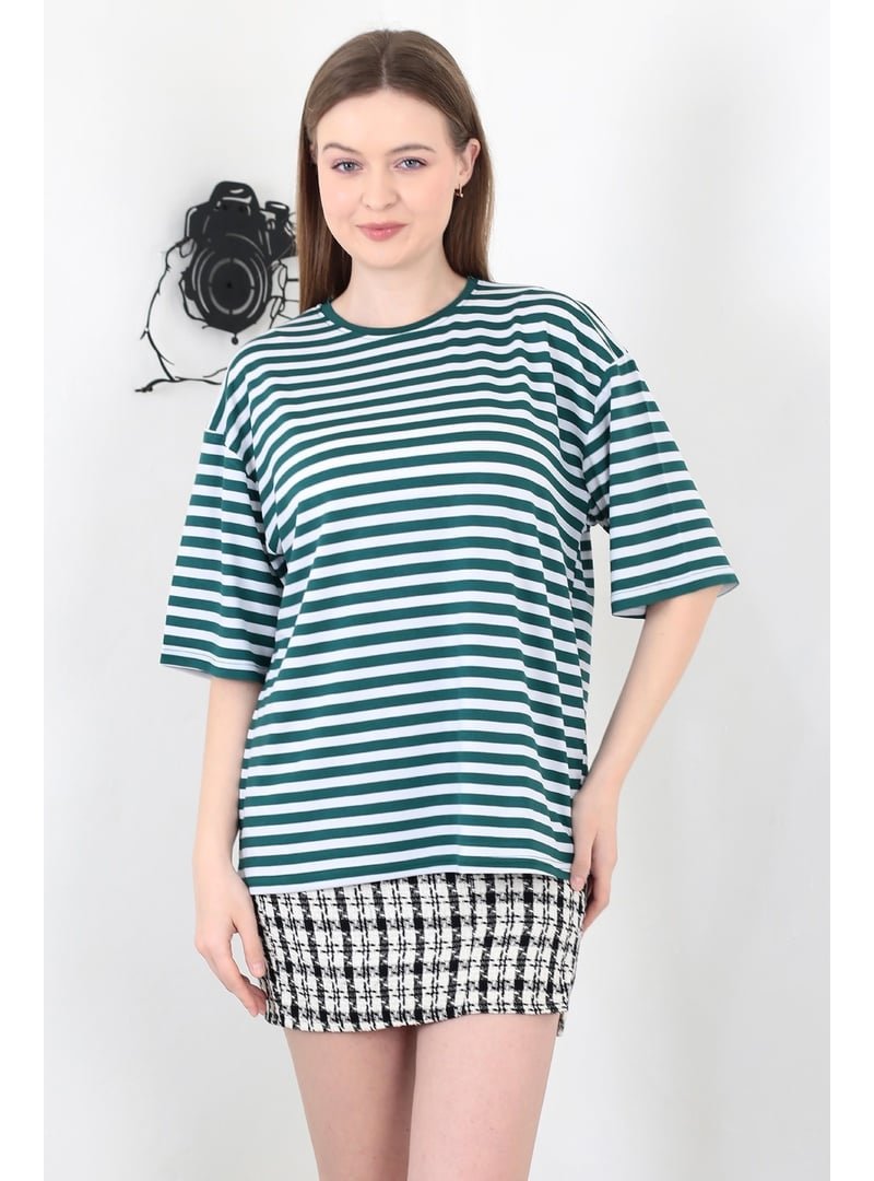 Pelsu Moda Zümrüt Yeşili Kısa Kol Bluz