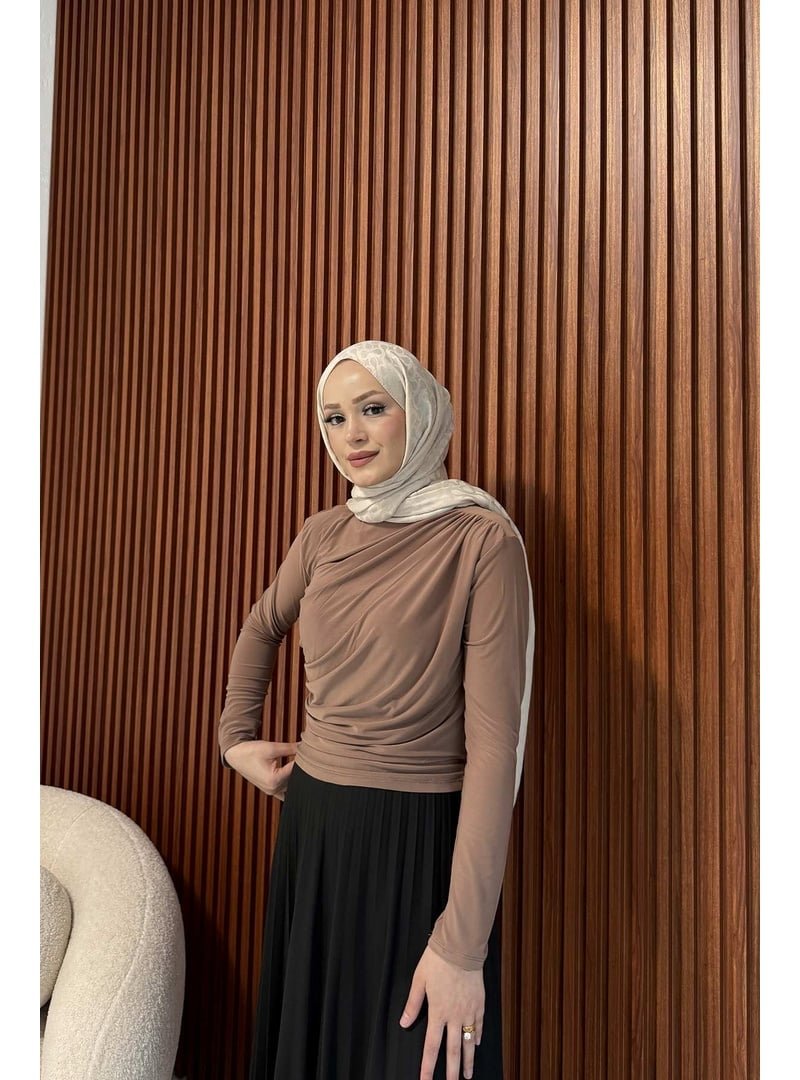 Melike Tatar Bej Sandy Badi