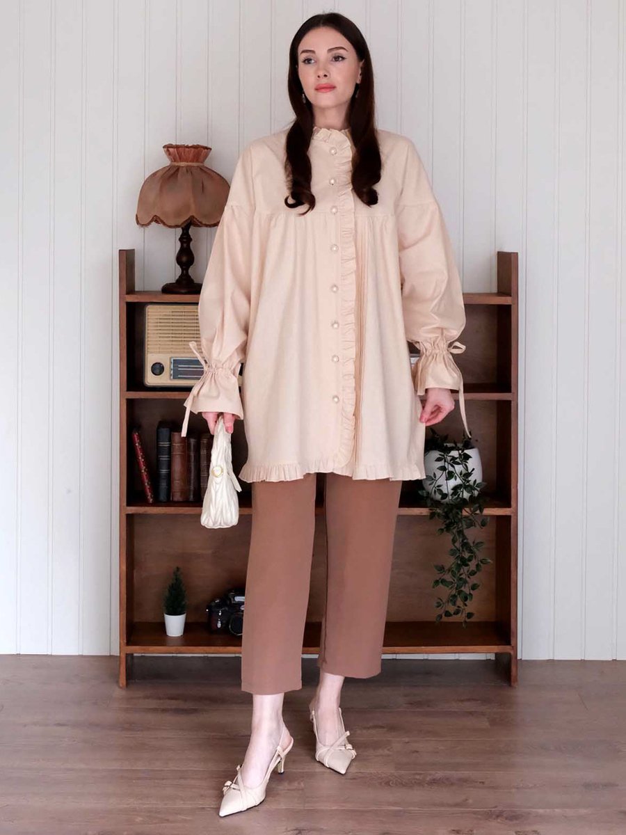 Ceylan Otantik Krem Karamel Kolu Büzgülü Gömlek Ceylan Otantik Krem Karamel Kolu Büzgülü Gömlek