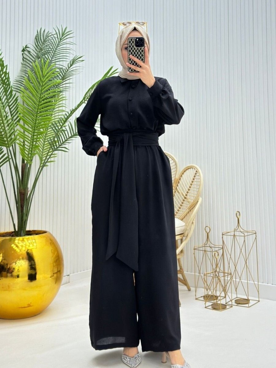 HİJABAYA Siyah Yarım Düğmeli Kemerli Beli Lastikli Tulum