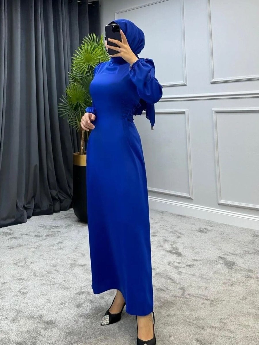 Swana Saks Saten Kumaş Yandan Bağlamalı Model Abiye Elbise