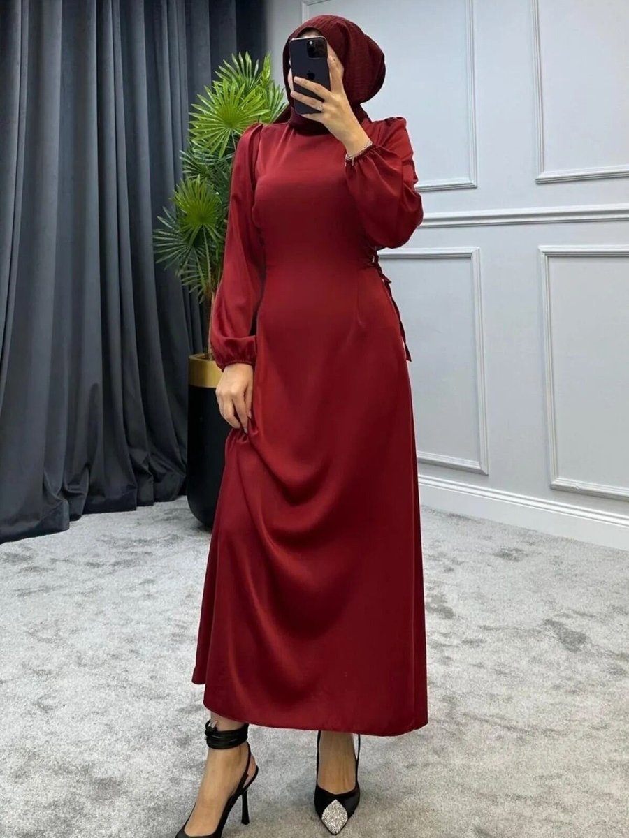Swana Kırmızı Saten Kumaş Yandan Bağlamalı Model Abiye Elbise