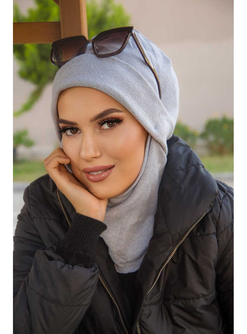AİŞE TESETTÜR Yumoş Maskeli Bere