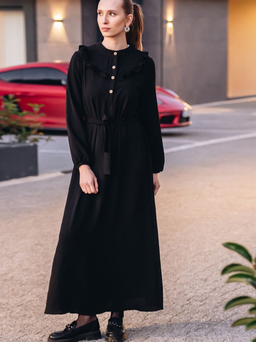 Mec Fashion Siyah Önü Düğmeli Kuşaklı Yakası Fırfırlı Ayrobin Elbise