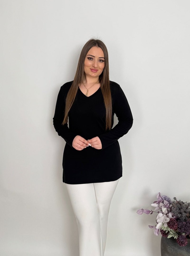 De White`s Siyah Büyük Beden V Yaka Triko Bluz