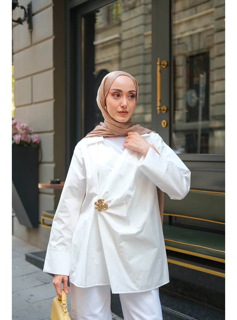 Locco Moda Beyaz Broş Detay Poplin Gömlek
