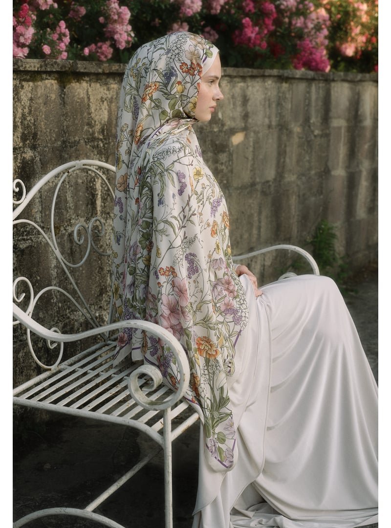 FRESHSCARFS Bej Valentına Floş Viskon Şal