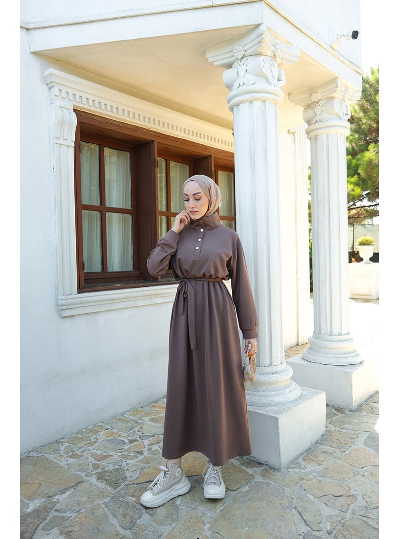 Locco Moda Kahverengi Yüksek Yaka Çıtçıtlı Elbise