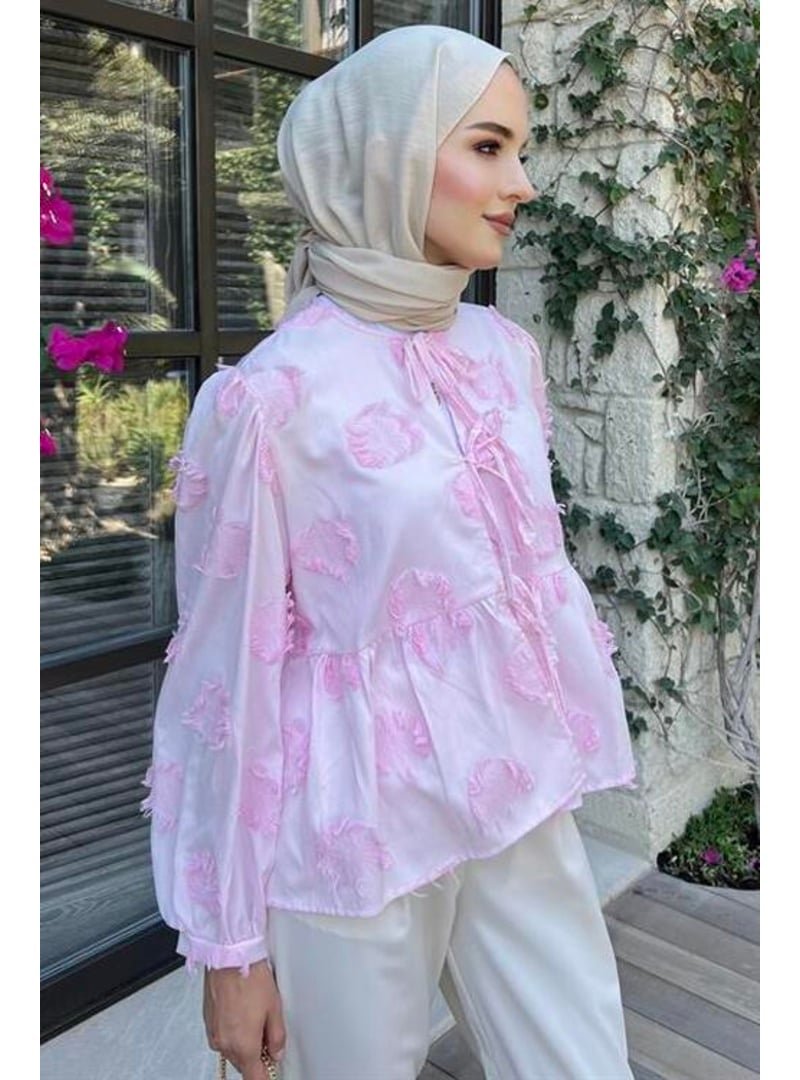 Podyumplus Pembe Bağlamalı Çiçek Detaylı Bluz
