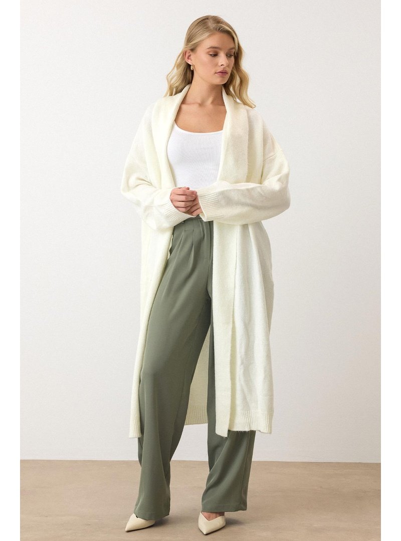 Olcay Ekru Oversize Uzun Triko Hırka
