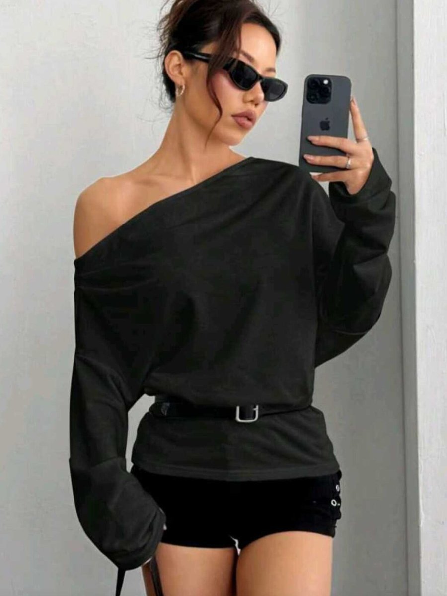 Charango Siyah Kayık Yaka Asimetrik Salaş Kesim İki İplik Geniş Sweatshirt