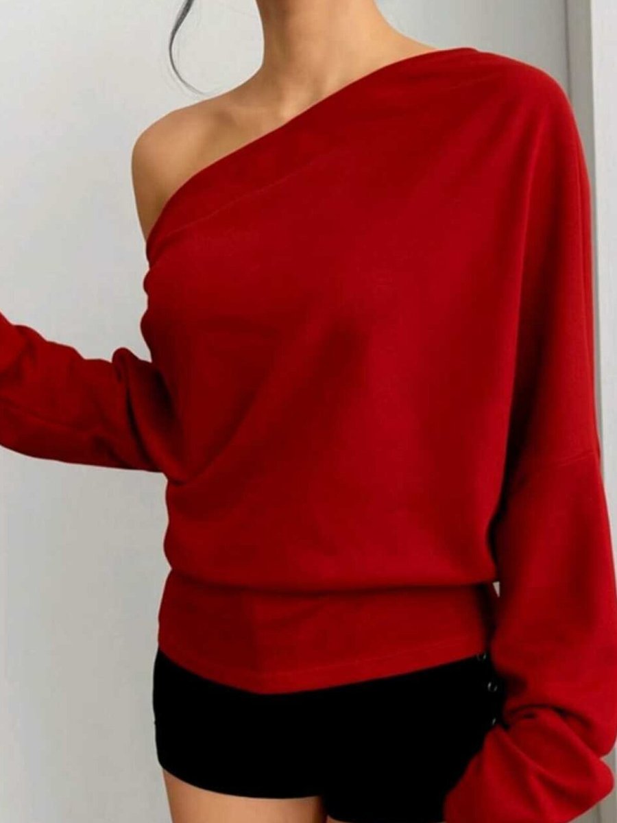 Charango Kırmızı Kayık Yaka Asimetrik Salaş Kesim İki İplik Geniş Sweatshirt