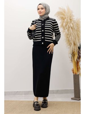 Tesettür Dünyası Siyah Şeritli Triko Hırka