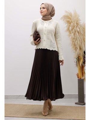 Tesettür Dünyası Bej Nakışlı Delikli Triko Hırka