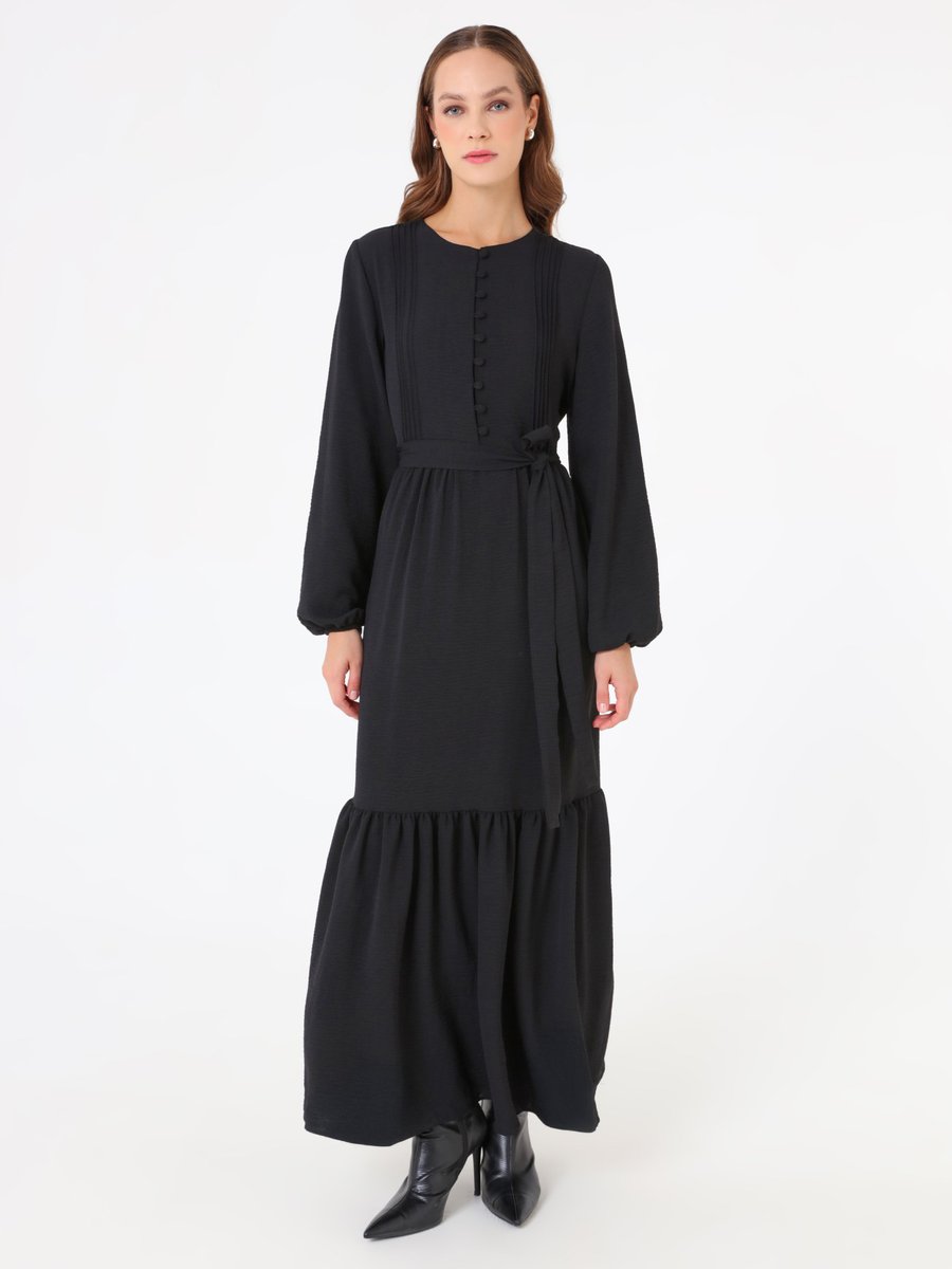 Refka Siyah Brit Düğmeli Nervür Detaylı Elbise Refka Siyah Brit Düğmeli Nervür Detaylı Elbise