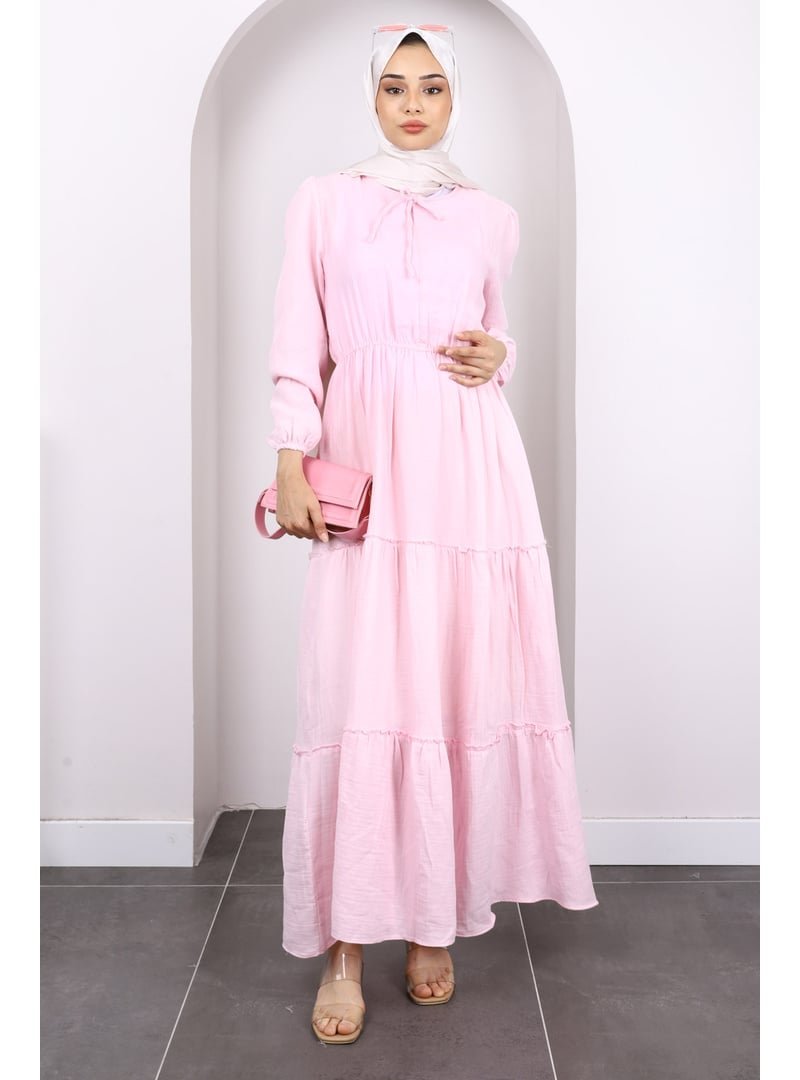 İmaj Butik Toz Pembe Yaka Bağlamalı Eteği Katlı Muslin Elbise İmaj Butik Toz Pembe Yaka Bağlamalı Eteği Katlı Muslin Elbise