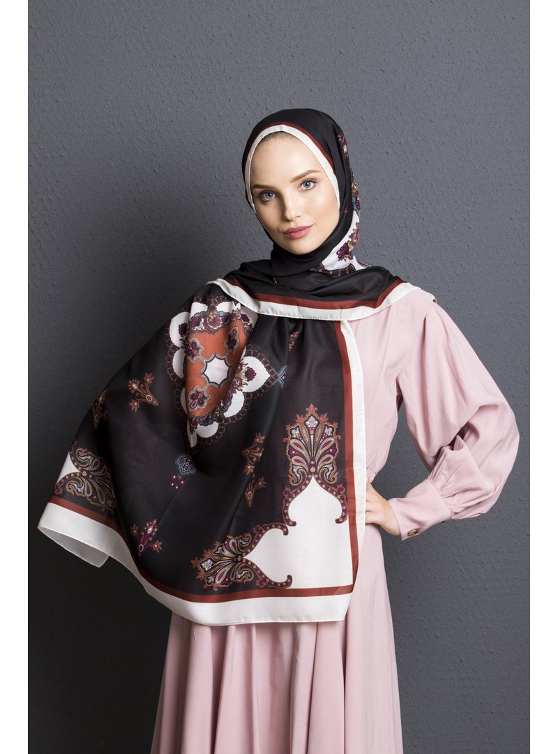 19v69 ITALIA Etnik Desen Pavia Seri Şal Askısı İle Birlikte 90x200 Cm Siyah Bordo 19v69 ITALIA Etnik Desen Pavia Seri Şal Askısı İle Birlikte 90x200 Cm Siyah Bordo