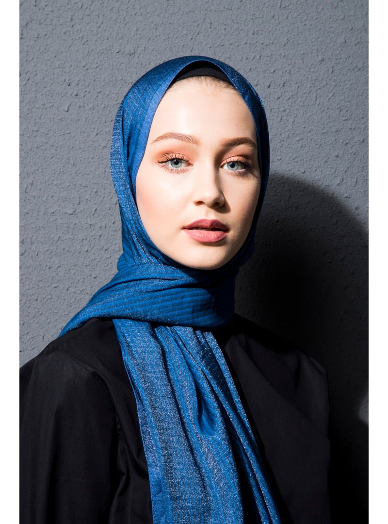 19v69 ITALIA Çizgili Desen Livorno Seri Şal Askısı İle Birlikte 75x200 Cm Saks 19v69 ITALIA Çizgili Desen Livorno Seri Şal Askısı İle Birlikte 75x200 Cm Saks