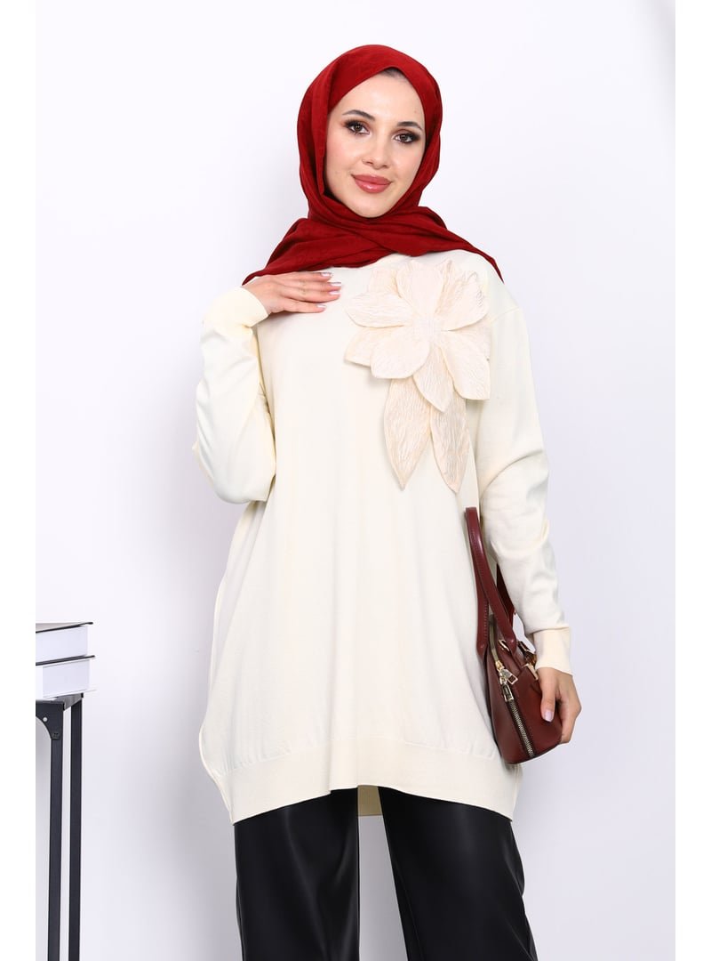 İmaj Butik Krem Soğuk İplik Çiçek Detaylı Triko Tunik İmaj Butik Krem Soğuk İplik Çiçek Detaylı Triko Tunik