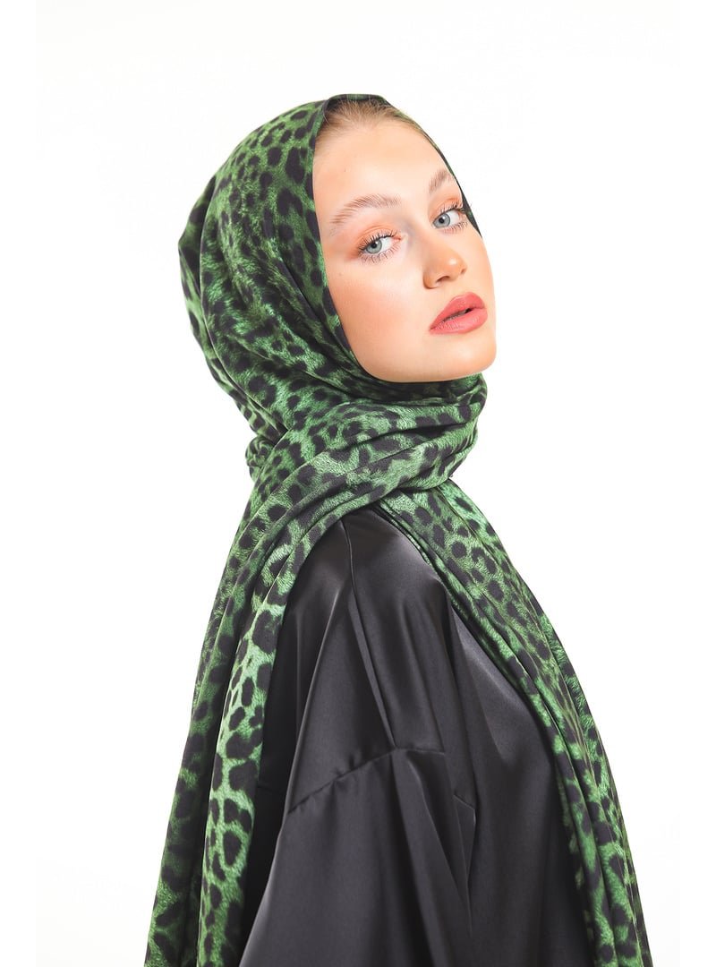 19v69 ITALIA Yeşil Leopar Desen Modal Seri Şal Askısı İle Birlikte 75x200 Cm Zümrüt 19v69 ITALIA Yeşil Leopar Desen Modal Seri Şal Askısı İle Birlikte 75x200 Cm Zümrüt