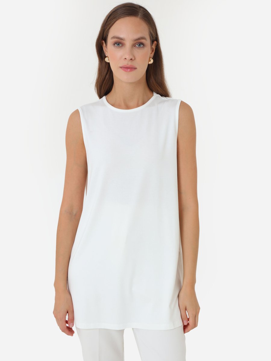 Benin Krem Rahat Kalıp Bisiklet Yaka Kolsuz Uzun Tunik Benin Krem Rahat Kalıp Bisiklet Yaka Kolsuz Uzun Tunik