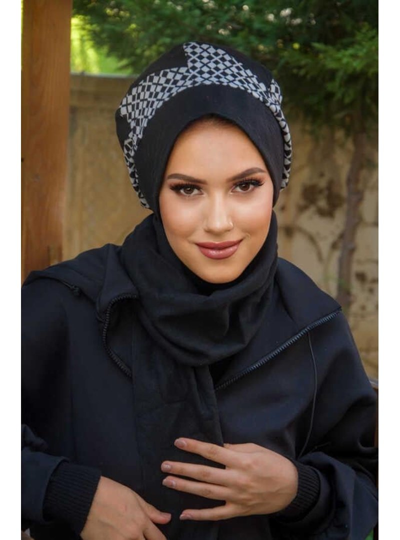 AİŞE TESETTÜR Siyah Beyaz Garnili Bere
