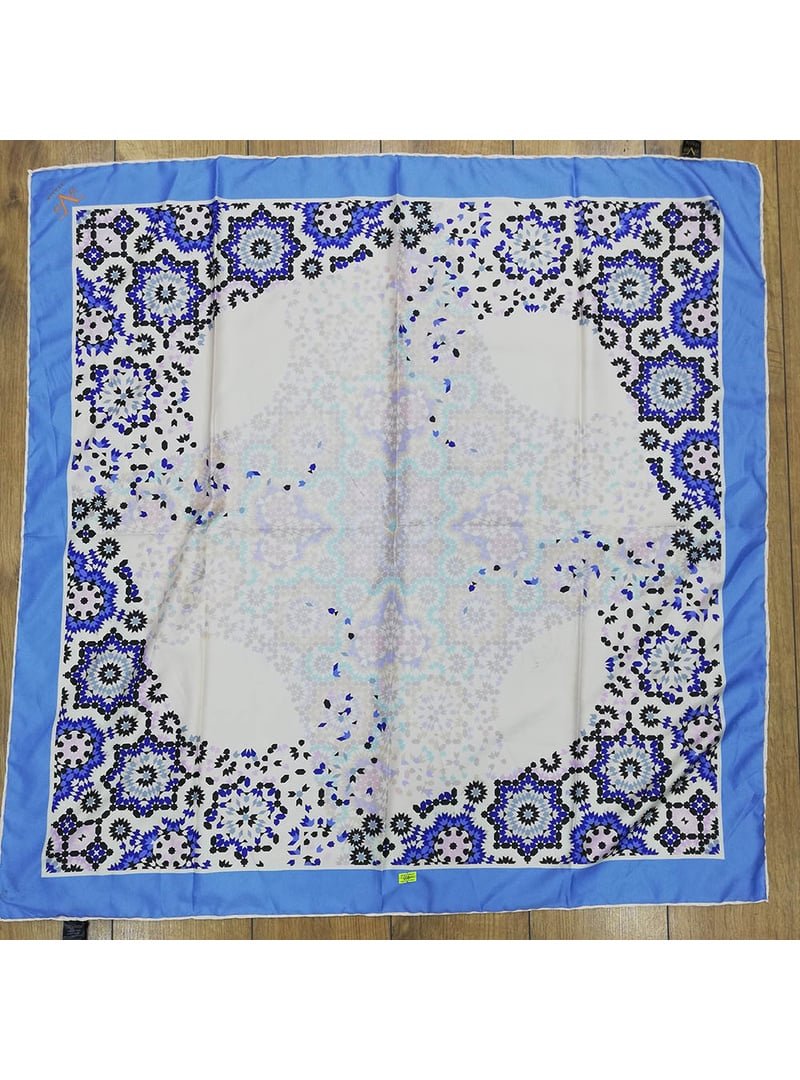 19v69 ITALIA Krem Mandala Desen Black Seri Twill Eşarp Askısı İle Birlikte 90x90 Cm Mavi
