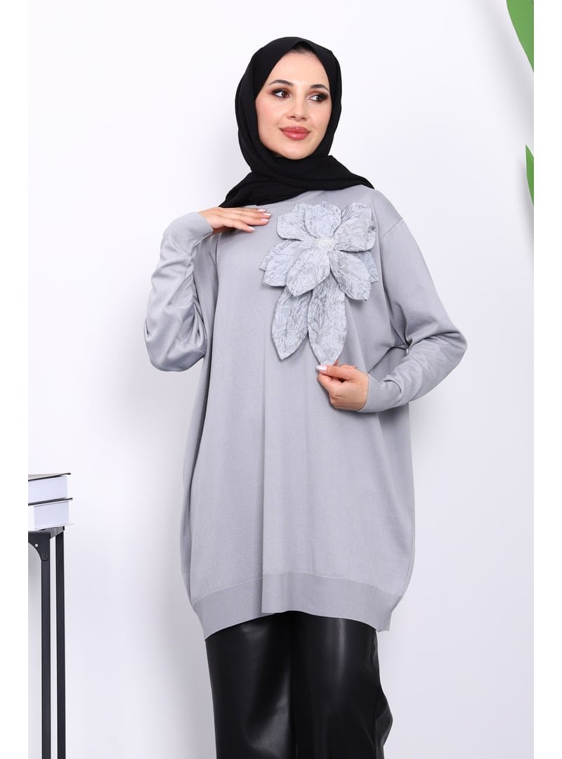 İmaj Butik Gri Soğuk İplik Çiçek Detaylı Triko Tunik İmaj Butik Gri Soğuk İplik Çiçek Detaylı Triko Tunik