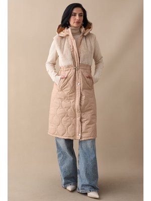 InStyle Önü Peluş Detay Bej Şişme Yelek